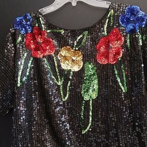 In fashion pure silk sequin shirt. Size large